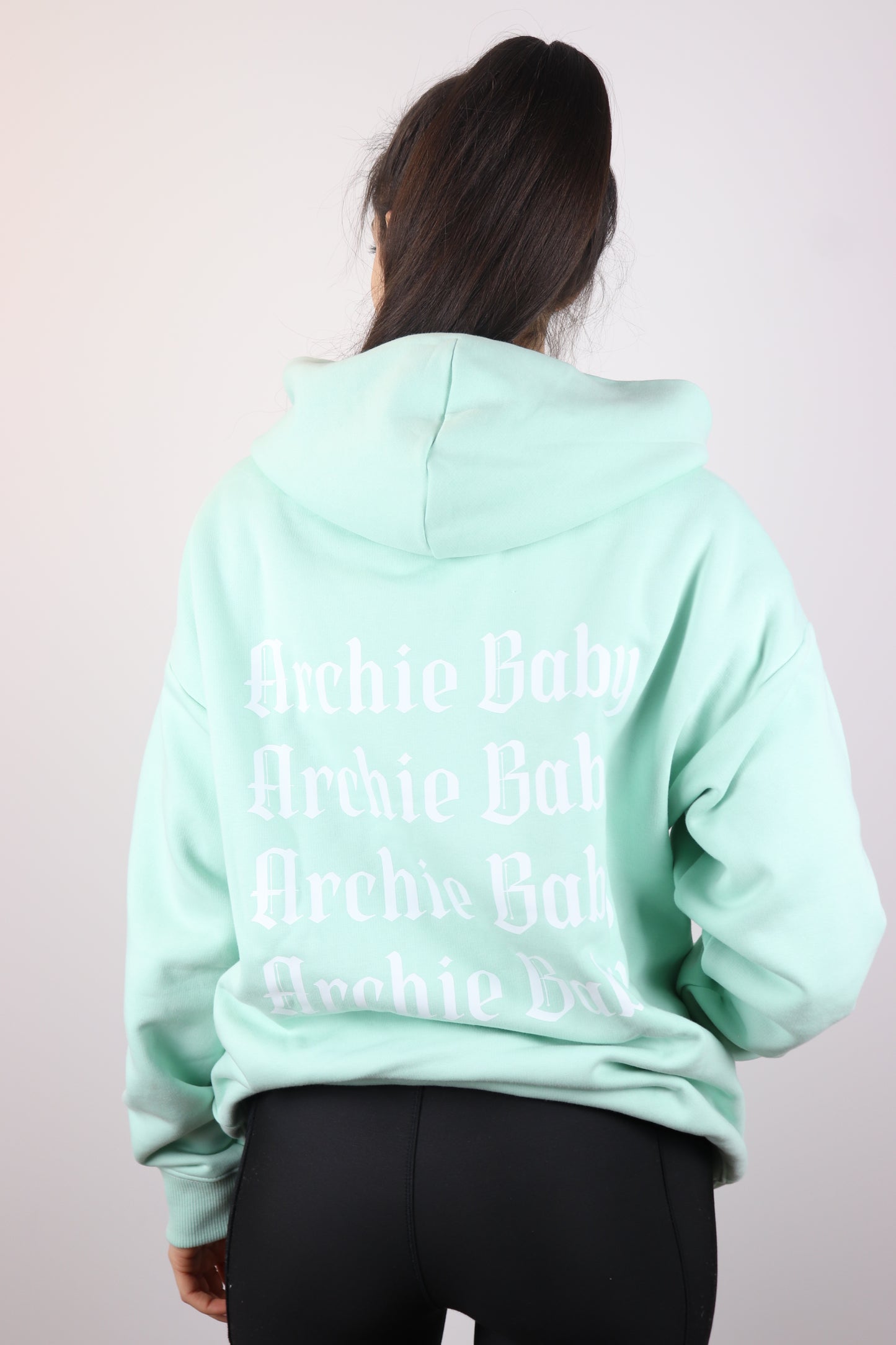 𝙎𝙬𝙚𝙖𝙩𝙨𝙝𝙞𝙧𝙩 𝘼𝙧𝙘𝙝𝙞𝙚 𝘽𝙖𝙗𝙮 - 𝘕𝘢𝘵𝘶𝘳𝘦